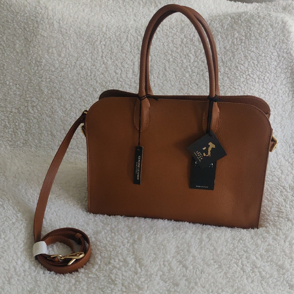 Claudia Firenze Large Leather Exterior Satchel Bag Elegant Tan Luxury